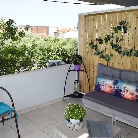 Apartment Studio Rosa On The Beach